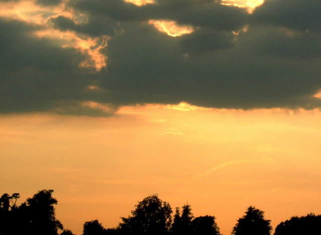 2004_1109sky0008