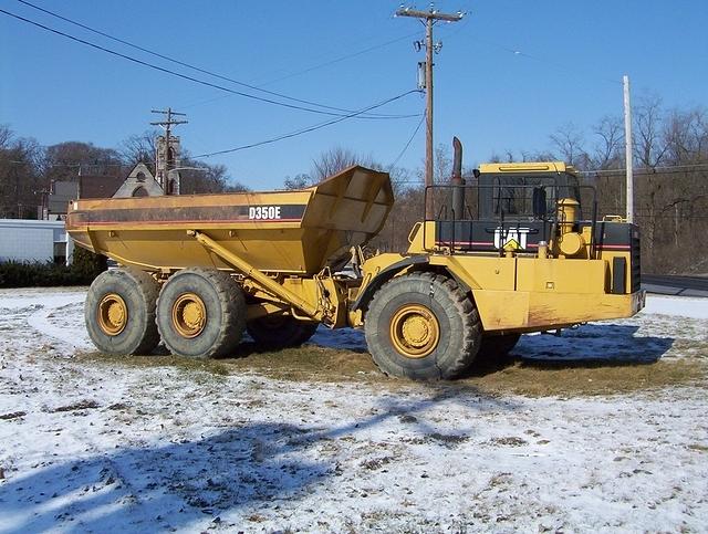 CAT D-350E