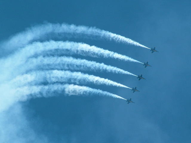 BLUE ANGELS graceful arch - Bellevue, NE