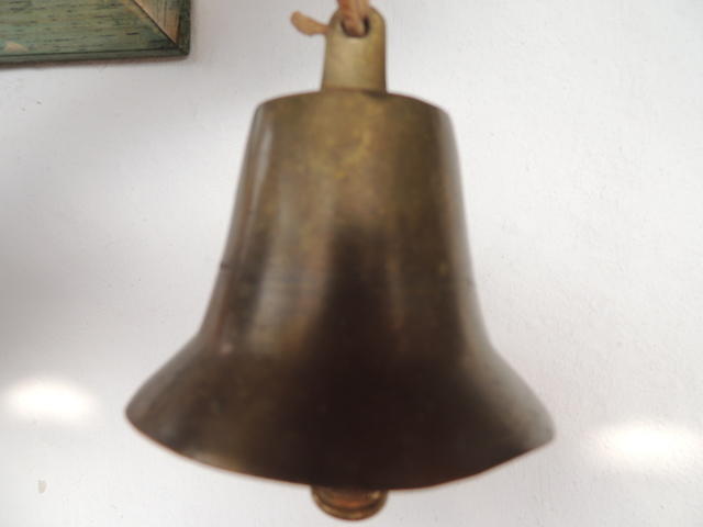 campana bronce