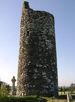 Old_Kilcullen_RoundTower_OtherSide