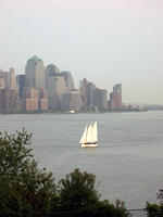 manhattan_downtown_from_hoboken_8pm